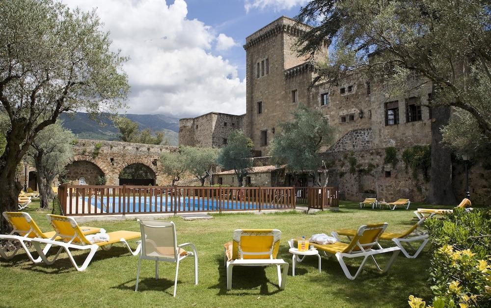 Parador De Jarandilla De La Vera Hotel Exterior photo