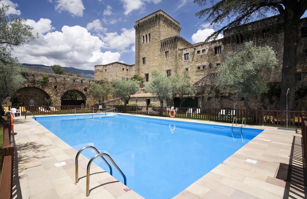 Parador De Jarandilla De La Vera Hotel Exterior photo